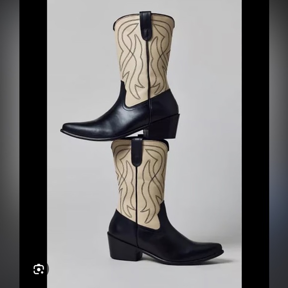 UO Leena Two-Tone Cowboy Boot black/Cream - Picture 4 of 4